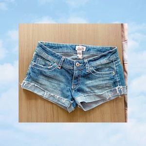 Distressed denim short-shorts